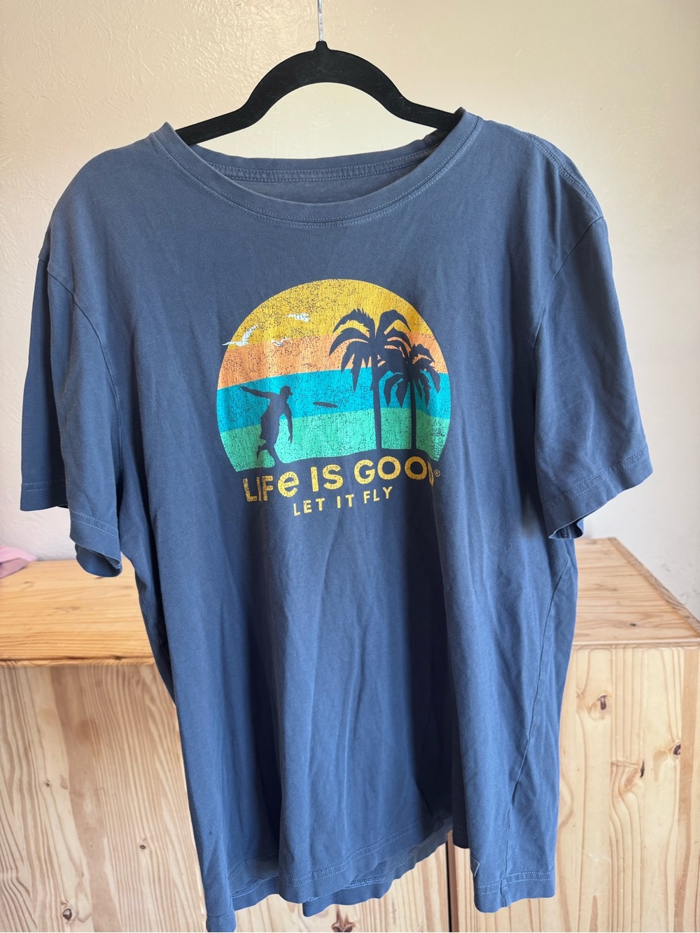 Life Is Good Men's Crusher T‑shirt in Charcoal with Yellow Graphic